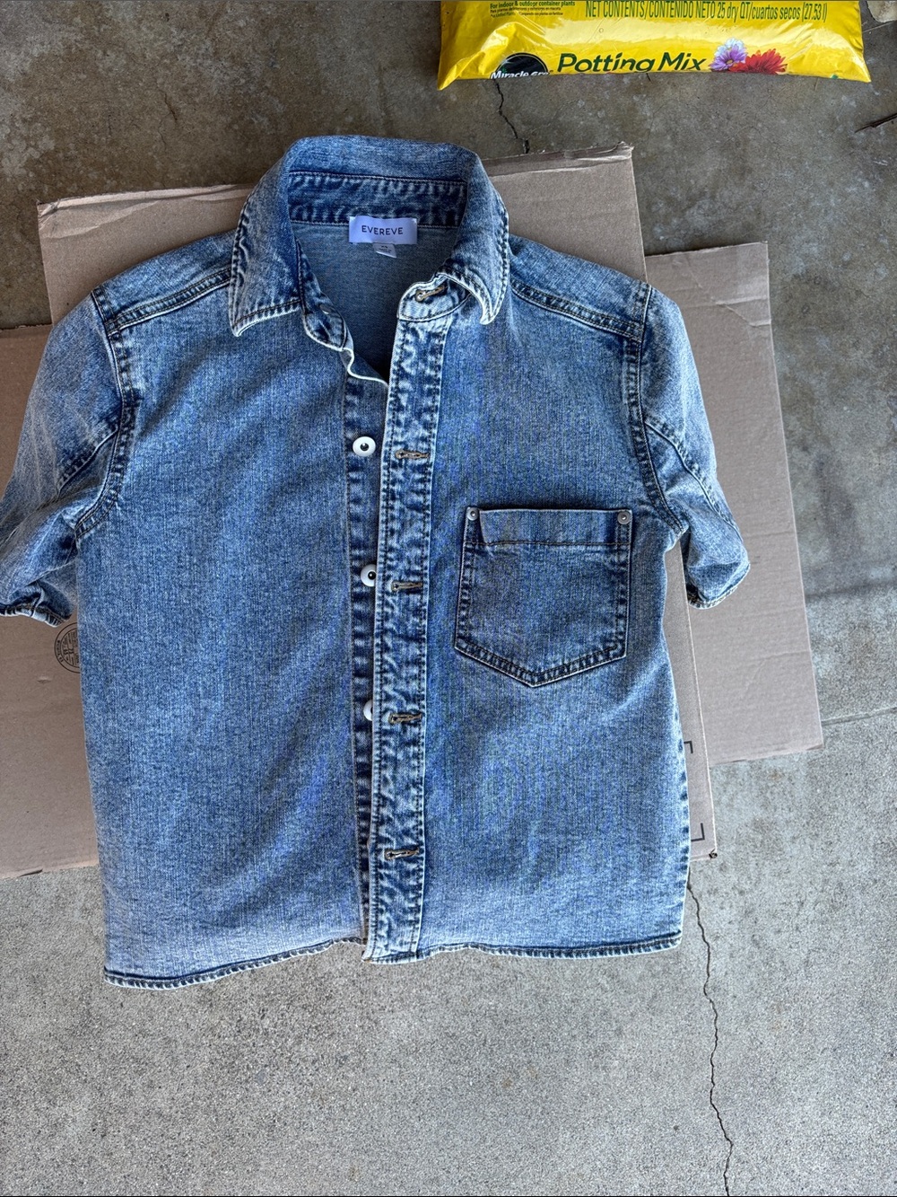 Evereve Rachel Denim Button-Up Shirt